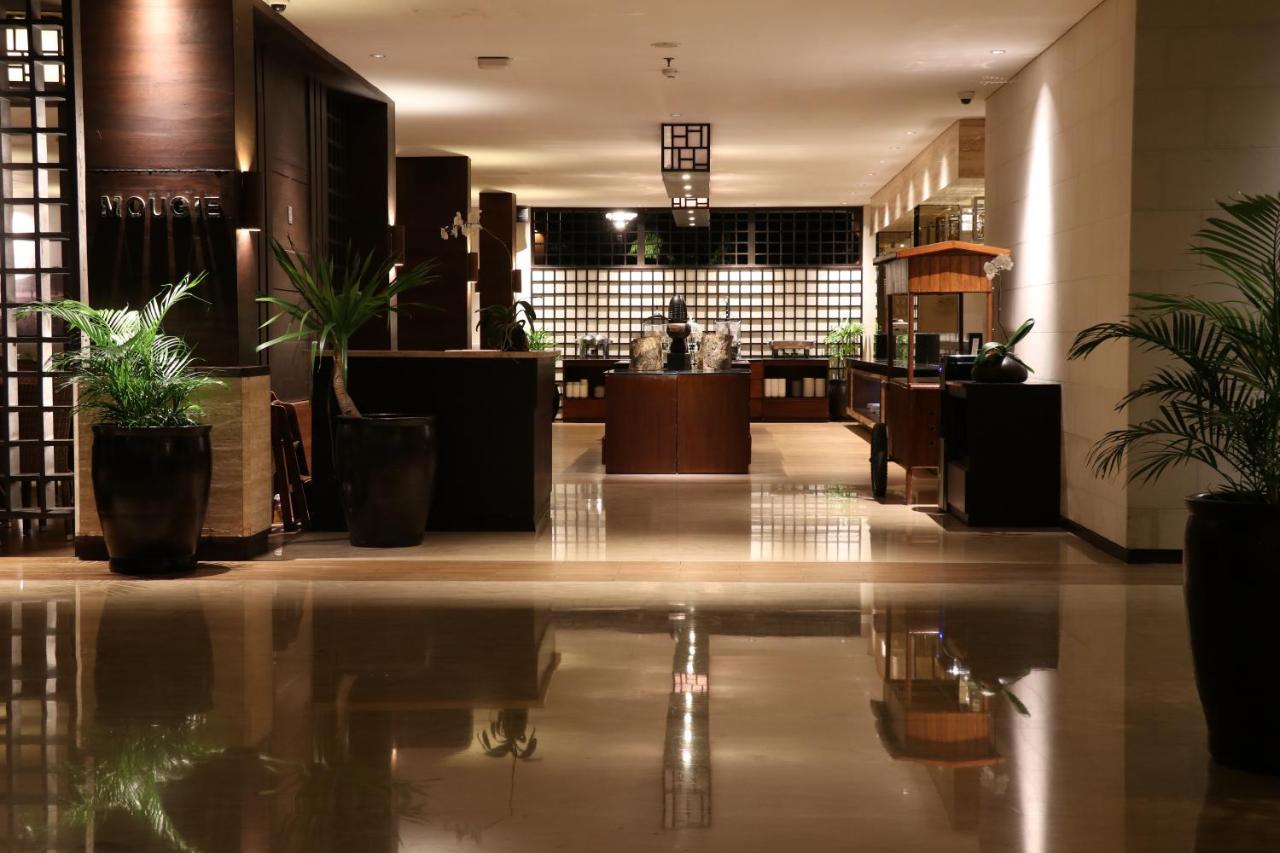 Grand Luley Manado Hotel Exterior foto